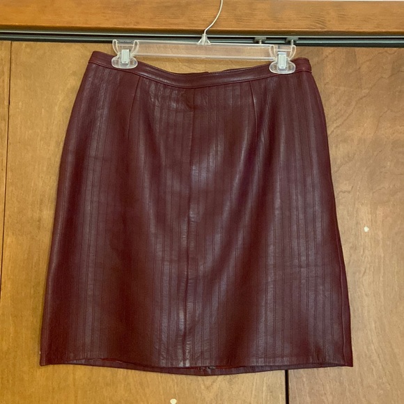 Real leather mini skirt size 8 - Picture 1 of 5